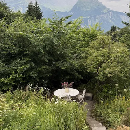 Alpesi faház Montana Mit Bergblick *
