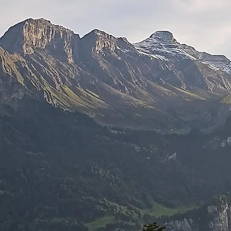 Dağ evi Montana Mit Bergblick *