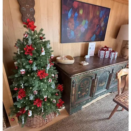 Montana Mit Bergblick * Брюниг